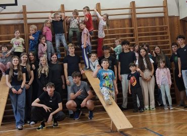 Obrázek k aktualitě Sportovně zábavná akce 1.C a 9.C